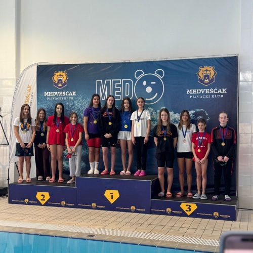 b72aa6ec-9d93-4cf4-b841-f46f3d4bb87d